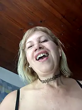 SexyMilf1211 online show from 11.29.25