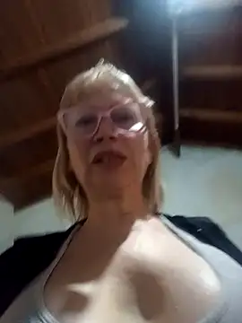 SexyMilf1211 online show from 05.05.26