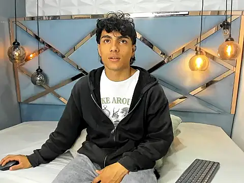 MattFiore online show from 01.10.26