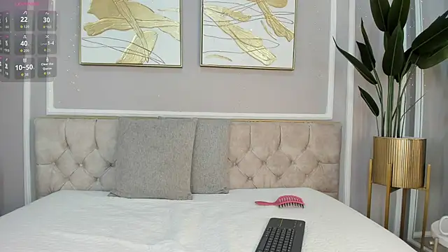 Gia ricci  online show from 12.18.25