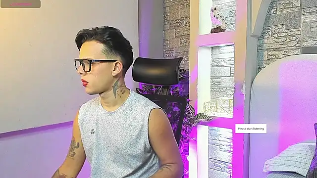 Snapshot of Valentino_moretti chatting on 12.02.25 Valentino moretti online show from 12.02.25