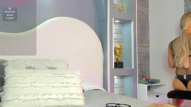 Snapshot of Valentino_moretti chatting on 02.03.26 Valentino moretti online show from 02.03.26