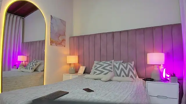 Valentino moretti online show from 03.18.26