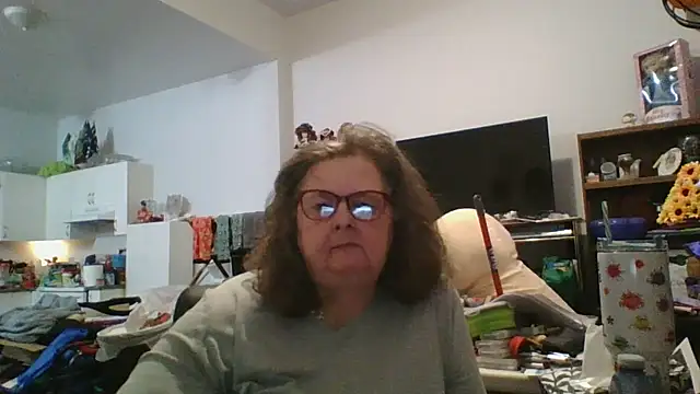 Snapshot of TiguhguhrsRose chatting on 01.18.26 TiguhguhrsRose online show from 01.18.26