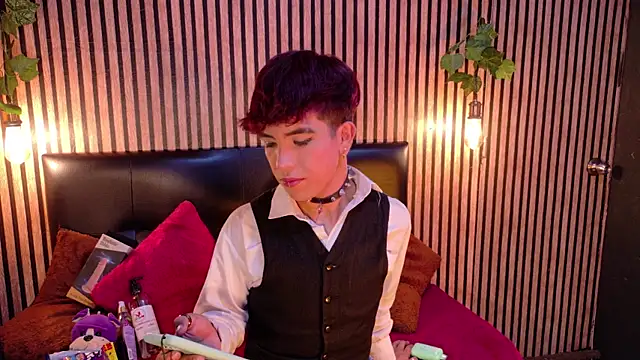 Snapshot of Angeldust19 chatting on 01.13.26 Angeldust19 online show from 01.13.26