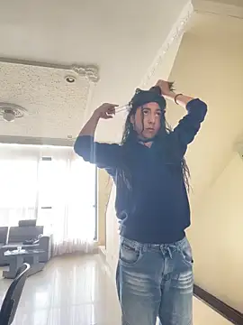 Snapshot of Hopemoretti chatting on 02.17.26 Hopemoretti online show from 02.17.26