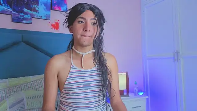 Snapshot of Hopemoretti chatting on 03.14.26 Hopemoretti online show from 03.14.26