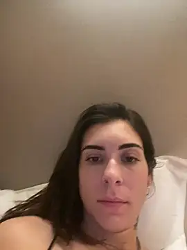 Snapshot of fer-nanda chatting on 02.20.26 fer-nanda online show from 02.20.26