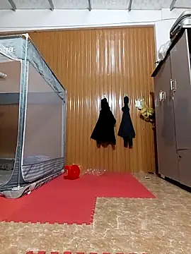 sara-xx online show from 02.05.26