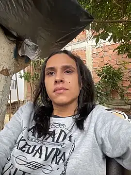 Isabella Hillss online show from 02.15.26