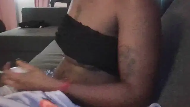 Snapshot of Mistresslucyxxx chatting on 11.28.25 Mistresslucyxxx online show from 11.28.25