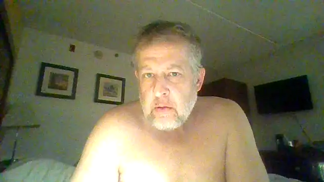 Snapshot of Mikey40wv chatting on 02.20.26 Mikey40wv online show from 02.20.26