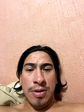 Snapshot of algila08 chatting on 11.27.25 algila08 online show from 11.27.25