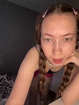 Holy Poly online show from 03.05.26