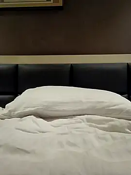 Snapshot of frolicme456 chatting on 11.18.25 frolicme456 online show from 11.18.25