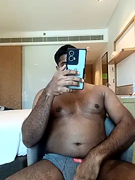 Snapshot of frolicme456 chatting on 12.17.25 frolicme456 online show from 12.17.25