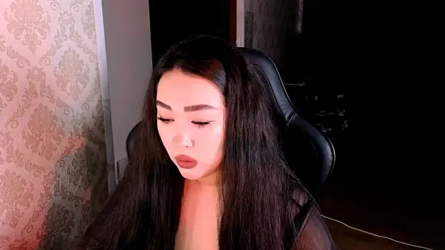 Emma Uilson online show from 07.20.26