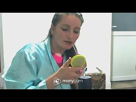 Snapshot of CrazyMaya39 chatting on 11.28.25 CrazyMaya39 online show from 11.28.25