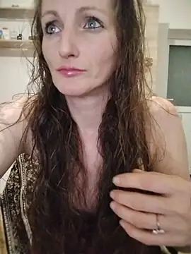 Snapshot of CrazyMaya39 chatting on 06.16.26 CrazyMaya39 online show from 06.16.26