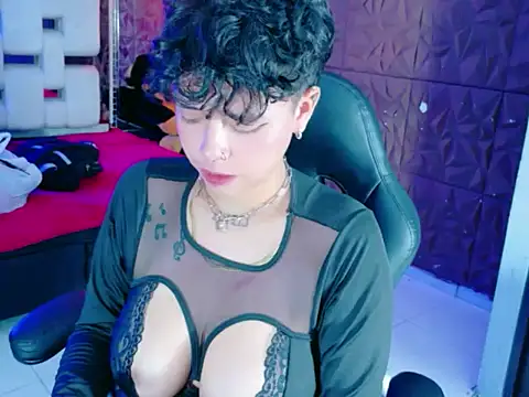 Snapshot of lunabustygirl chatting on 02.02.26 lunabustygirl online show from 02.02.26