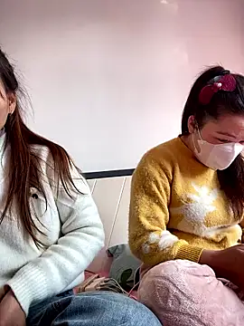 Snapshot of pitty_mymi chatting on 01.11.26 pitty mymi online show from 01.11.26