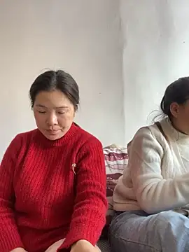 Snapshot of pitty_mymi chatting on 02.11.26 pitty mymi online show from 02.11.26