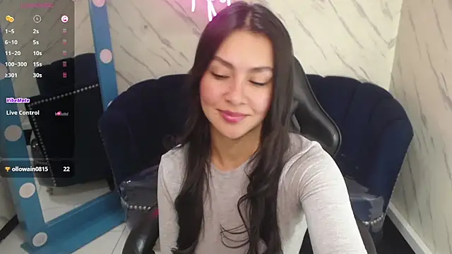 Snapshot of Maleja_v_ chatting on 01.05.26 Maleja v online show from 01.05.26