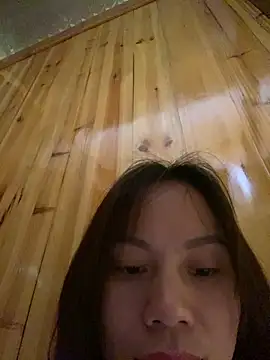 Snapshot of Trangbabylove chatting on 04.19.26 Trangbabylove online show from 04.19.26