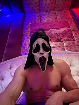 Luna MaskedMan online show from 01.05.26