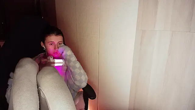 KristinaScott online show from 03.10.26