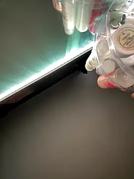 Snapshot of sofrancy chatting on 11.28.25 sofrancy online show from 11.28.25