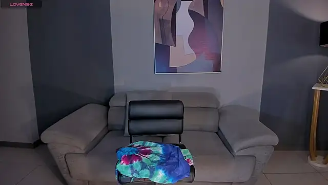 Snapshot of ZaraKafruni chatting on 05.22.26 ZaraKafruni online show from 05.22.26