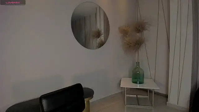 ZaraKafruni online show from 07.10.26