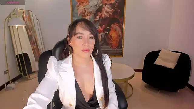 ZaraKafruni online show from 07.18.26