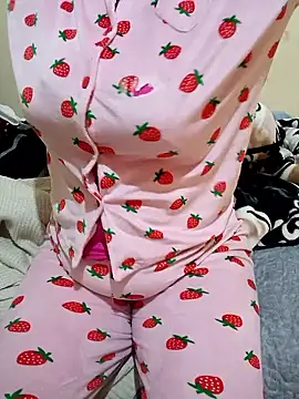 Snapshot of Maryam89six chatting on 01.15.26 Maryam89six online show from 01.15.26