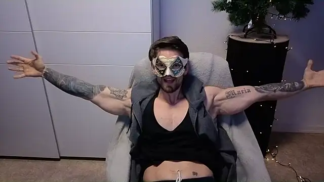 Snapshot of Mystery_Mark chatting on 12.16.25 Mystery Mark online show from 12.16.25