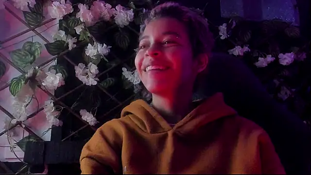 Snapshot of Anny_Kiitty chatting on 01.08.26 Anny Kiitty online show from 01.08.26