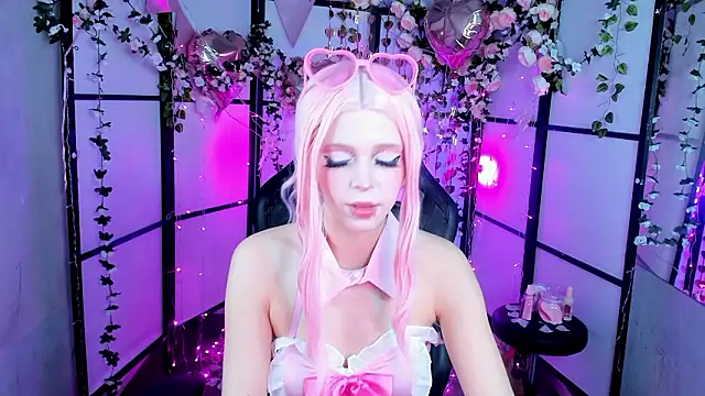 Snapshot of Aluwe_Say chatting on 02.14.26 Aluwe Say online show from 02.14.26