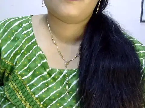 Snapshot of Muskan_Jha chatting on 07.20.26 Muskan Jha online show from 07.20.26