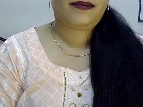 Snapshot of Muskan_Jha chatting on 07.25.26 Muskan Jha online show from 07.25.26