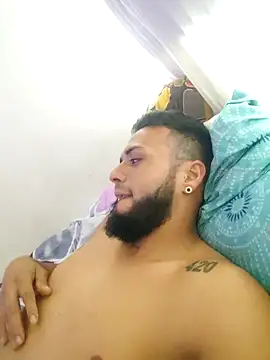 Snapshot of Henrygatuso chatting on 02.10.26 Henrygatuso online show from 02.10.26