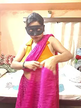 Snapshot of Cute-richa1 chatting on 02.01.26 Cute-richa1 online show from 02.01.26