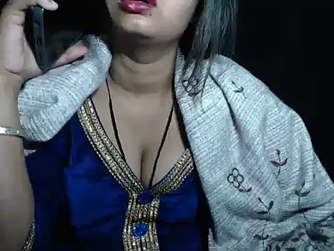 Snapshot of Queen_Bhanu chatting on 01.07.26 Queen Bhanu online show from 01.07.26