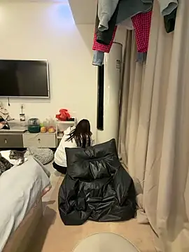 Snapshot of XX125216 chatting on 12.04.25 XX125216 online show from 12.04.25