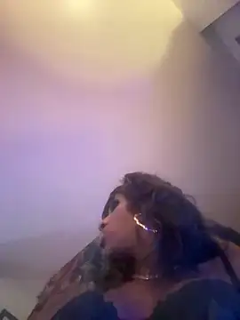 Snapshot of Motherbigbus chatting on 01.09.26 Motherbigbus online show from 01.09.26