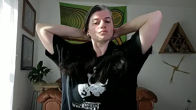 bruisedblossoms online show from 05.03.26