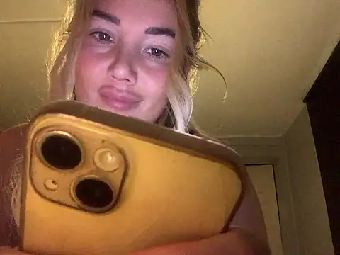 Snapshot of xoxohan11 chatting on 02.16.26 xoxohan11 online show from 02.16.26