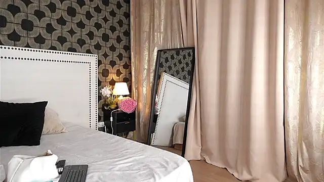 AlexaWhatson online show from 07.01.26