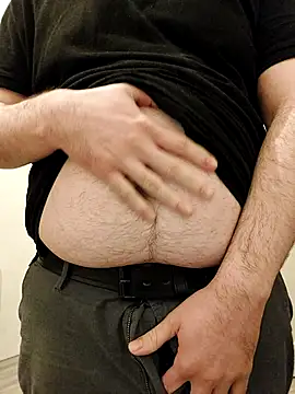 Snapshot of Cruising_Bimbo2001 chatting on 12.21.25 Cruising Bimbo2001 online show from 12.21.25