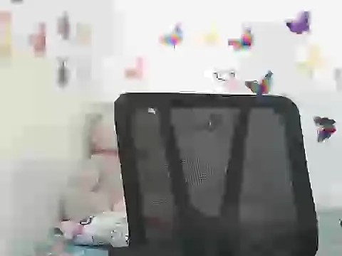 Snapshot of dulce_sophii chatting on 01.06.26 dulce sophii online show from 01.06.26